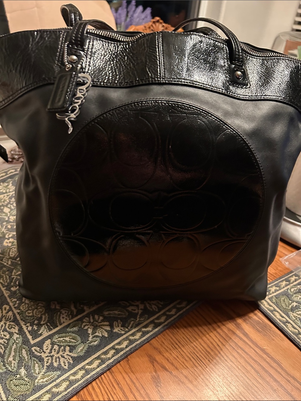 Coach Black Leather Embossed Circle Tote With Matching Wallet and Coin Purse. - Picture 14 of 16